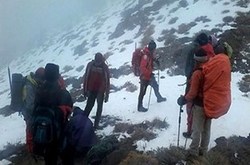 جستجوی گسترده نجاتگران آذربایجان‌شرقی برای یافتن کوهنوردان در ارتفاعات کمال سهند