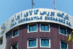 معامله ۱۳۰۰ میلیارد تومان طلا و ۶۶ تن زعفران در بورس کالا