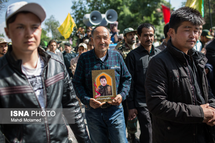 پیکر مطهر شهید مدافع‌ حرم حسین محمدی در قزوین تشیع شد