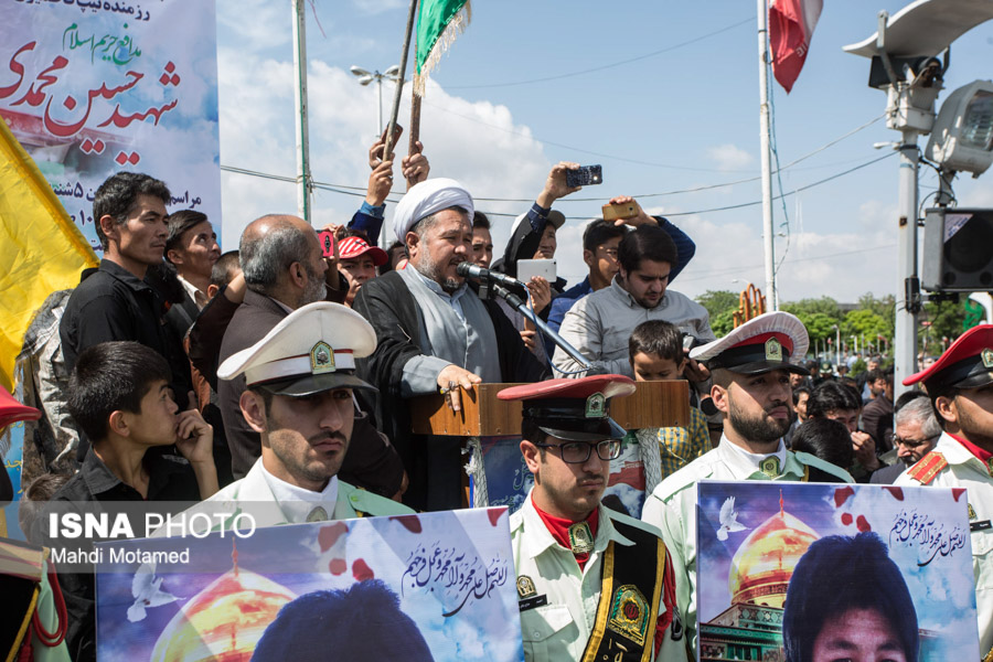 پیکر مطهر شهید مدافع‌ حرم حسین محمدی در قزوین تشیع شد