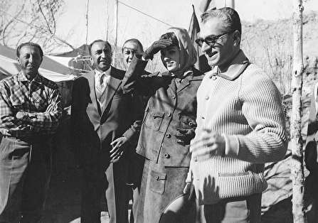 روایت‌های «غلام خانه‌زاد» از خلوت شاه