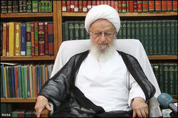 فداکاری سپاه حد و مرز ندارد/ عده‌ای می‌خواهند بین سپاه، مرجعیت و حوزه‌ جدایی ایجاد کنند