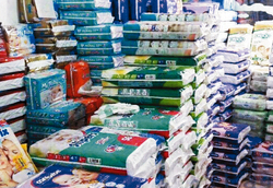 واردات فوری پوشک برای تنظیم بازار