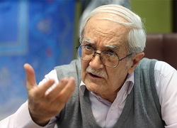 باید مقابل کشورهای تابع آمریکا انقلابی عمل کرد/ دولت واردات محصولات کره جنوبی را ممنوع اعلام کند