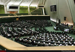 فحاشی و تشنج در جلسه استیضاح کرباسیان
