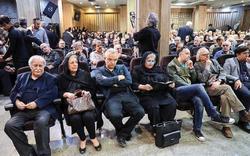 شادی‌ روح‌ مرحوم‌ یک‌ کف‌ مرتب!