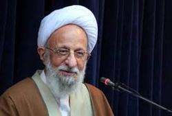 حداقل ارزش‌های مادی و معنوی را در عرض هم مطرح کنیم