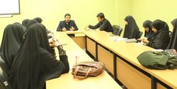 پذیرایی از زائران امام حسین (ع) توسط ۱۰۰۰ دانشجو
