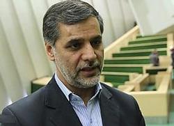 نقوی حسینی: تروریست‌ها ۱۲دقیقه تیراندازی کردند و کسی به آن‌ها شلیک نکرد
