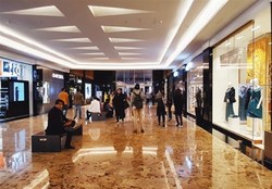 در پاساژهای لاکچری شمال تهران چه‌خبر است؟
