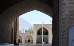 بزرگ‌ترین کاروانسرای ایران واگذار می‌شود