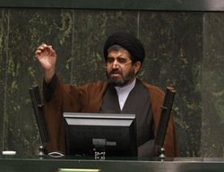 موسوی لارگانی: اروپا در قبال ایران وقت کشی می‌کند
