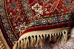 مرکز ملی فرش ایران به تبریز منتقل شود