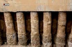 ساخت آثار باستانی مدفون در خاک برای آیندگان