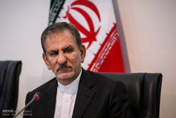 باید غصه بخوریم که نتوانستیم برای جوانان شغل درست کنیم/ سهم درآمد نفت در بودجه ۹۸ خیلی بالاتر از ۲۵ درصد نیست