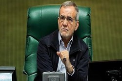نباید جای مطالبه گر و پاسخگو عوض شود