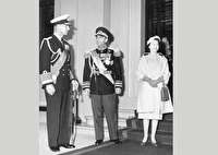 شاه یا نوکر؟!