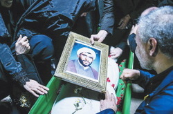 نیمی از عمر مادر شهید در چشم‌انتظاری گذشت