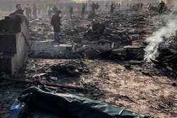 ۱۰۰ نفر از قربانیان سقوط هواپیما شناسایی شدند