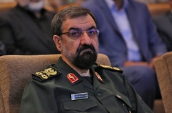 رضایی: با تفسیر رهبر انقلاب همه چیز در نظام ولایی، مردم هستند