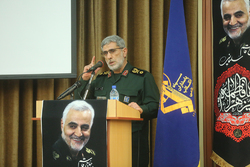 دشمنان سردار سلیمانی را جوانمردانه می‌زنیم