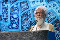مقاومت ملّت‌ها کمر آمریکا را خواهد شکست