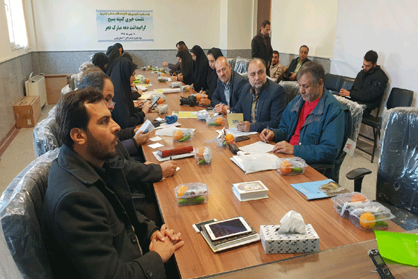 دهه فجرامسال با شعار «انقلاب اسلامی، زنده و پویا، درپرتو ولایتمداری، جهاد و مقاومت» برگزارمی گردد دهه فجرامسال با شعار «انقلاب اسلامی، زنده و پویا، درپرتو ولایتمداری، جهاد و مقاومت» برگزارمی گردد