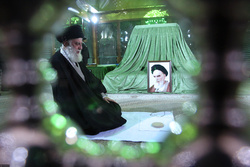 چهل‌ودومین بهمن اقتدار