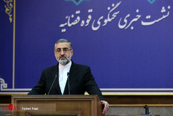خودمعرف‌ها و خوداظهار‌ها در پرونده «زم» زیادند!