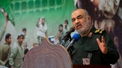 سیلی به آمریکا تا اخراج آخرین آمریکایی از بلاد اسلامی ادامه خواهد داشت