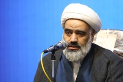 انقلاب اسلامی، حکومت جهان اسلام را از خلافت به امامت بازگرداند
