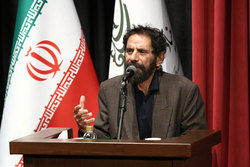 فیلمسازی درباره تاریخ انقلاب نباید خشک و زبر باشد