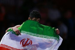کریمی: مجبور شدم در باشگاه‌های جهان کشتی بگیرم