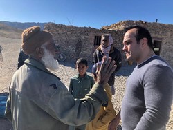 ‌نمی‌توان فقر و معضلات را دید و بی‌تفاوت ماند