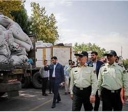 800 ميليون ريال پارچه قاچاق در اصفهان کشف شد