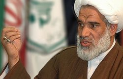 مخالفت علما با قرنطینه قم شایعه است/ مراجع از همان ابتدا گفتند تابع نظر مسئولان هستند