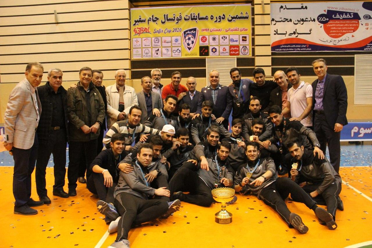 دی قهرمان ششمین دوره جام سفیر شد