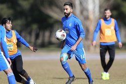 دو بازیکن استقلال دیدار با صنعت نفت را از دست دادند