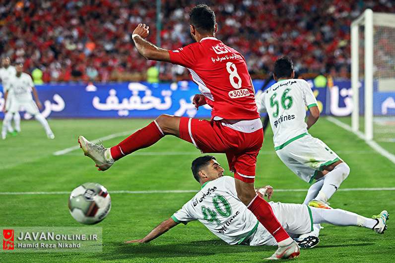 دیدار تیم های پرسپولیس و ماشین سازی