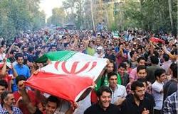 مردم ایران پشت سر رهبری هستند