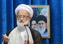 انتقاد آیت‌الله امامی کاشانی از خروج سرمایه‌ها از کشور