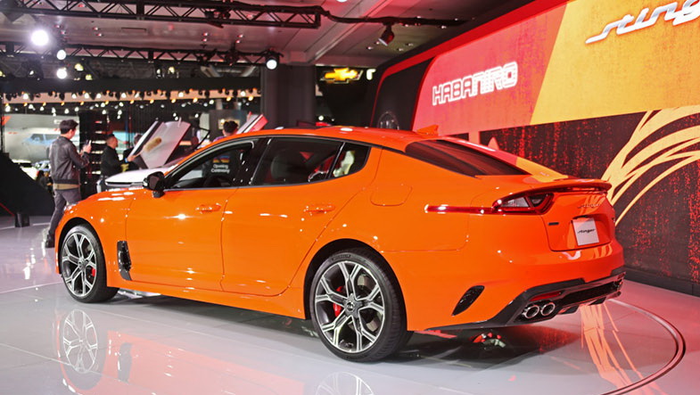 Stinger GTS هیولای جاده ها+ تصاویر