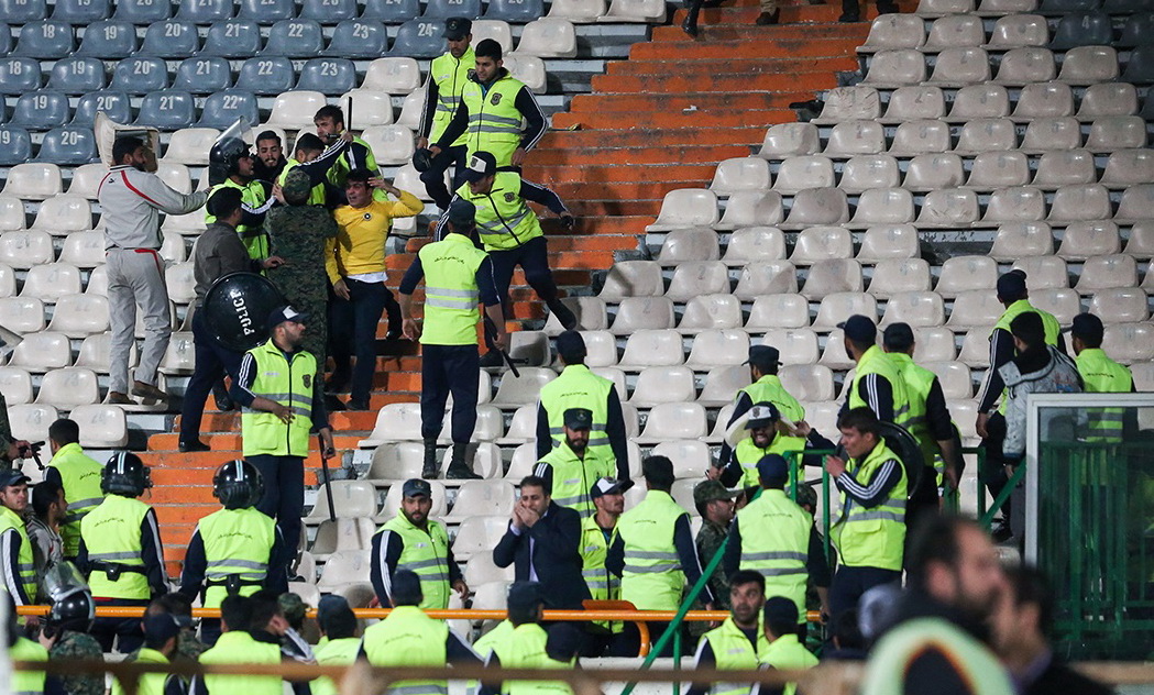 ریاحی: داور باید سوت توقف بازی را می زد