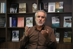 ترجیح انگلیسی‌ها این بود که منتخب آنان یک نظامی غیرشیعه باشد