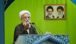 بیت‌المال باید به همه برسد نه عده‌ای خاص