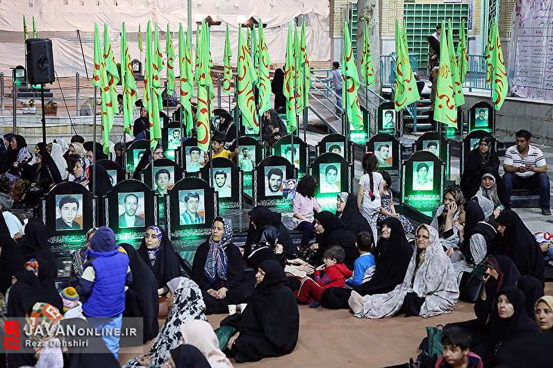افطاری ساده در آستان امامزادگان جعفر و حميده خاتون تهران