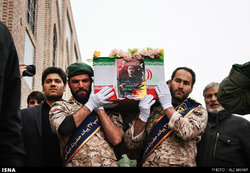 همراه پیکر علی برای ماه‌عسل به زیارت امام رضا (ع) رفتیم