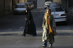 عوارض چندصدایی در موضوع حجاب