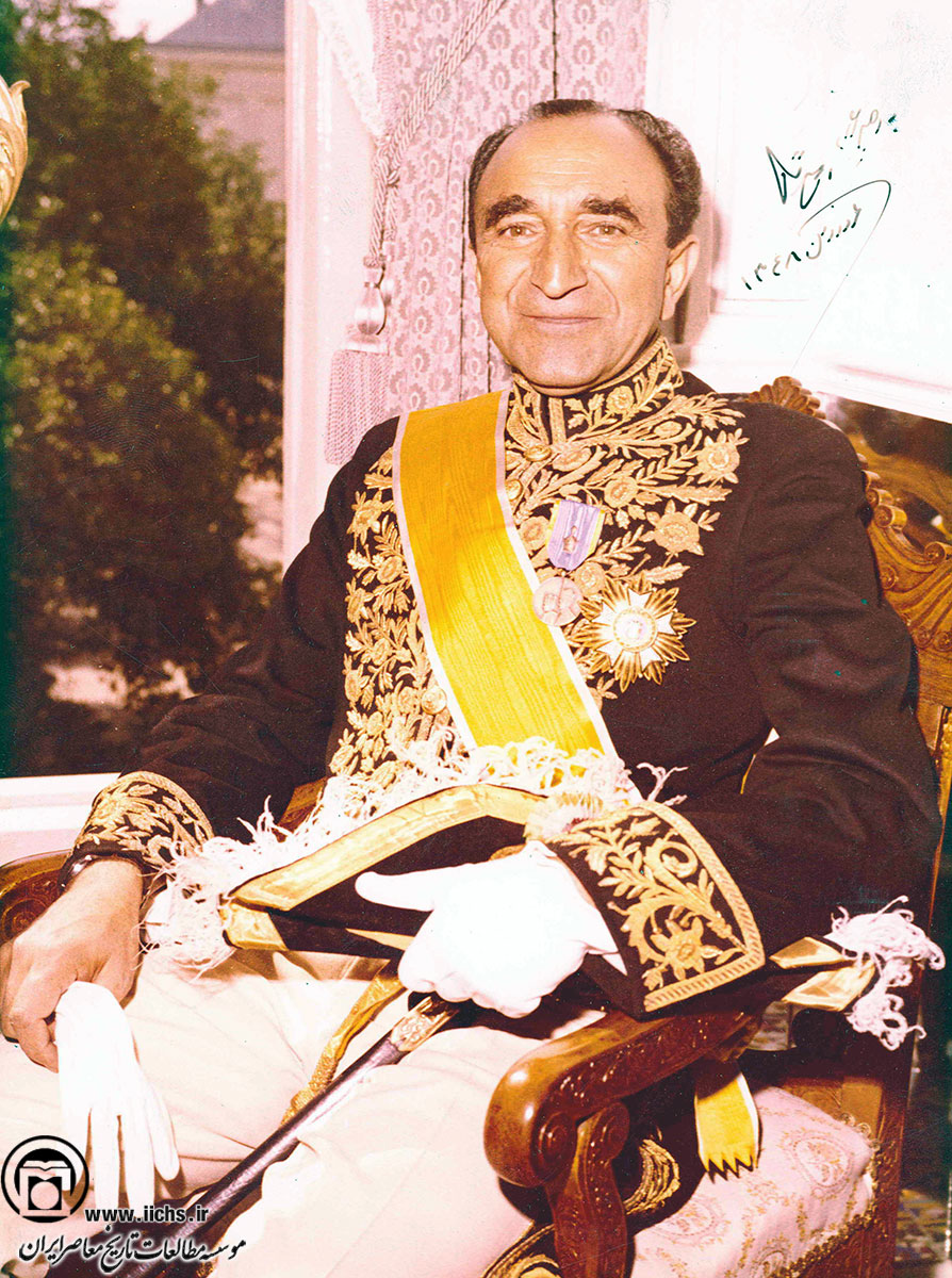 در کسوت یک دلال محبت! در کسوت یک دلال محبت!