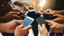 کاهش قیمت گوشی همراه با نزولی شدن نرخ ارز
